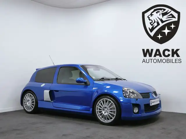 Renault Clio CLIO V6 3.0L 255 CV / PHASE 2 / COLLECTOR