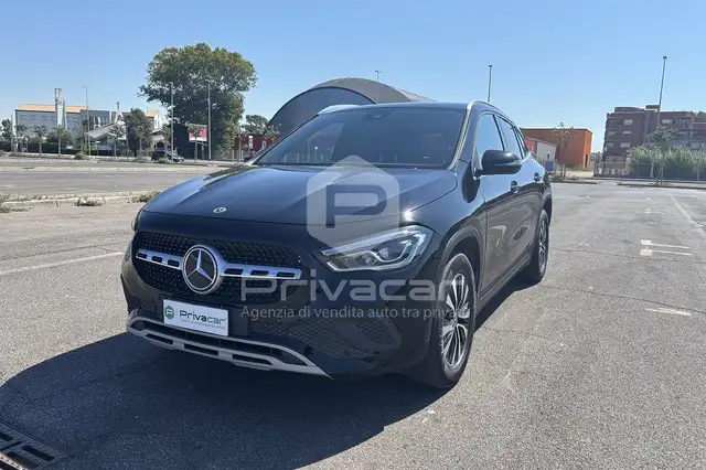 Mercedes-Benz GLA 200 GLA 200 d Automatic 4Matic Sport