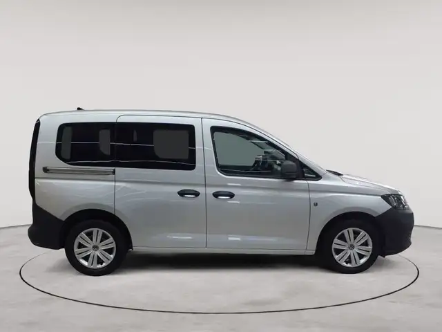 Volkswagen Caddy view 3