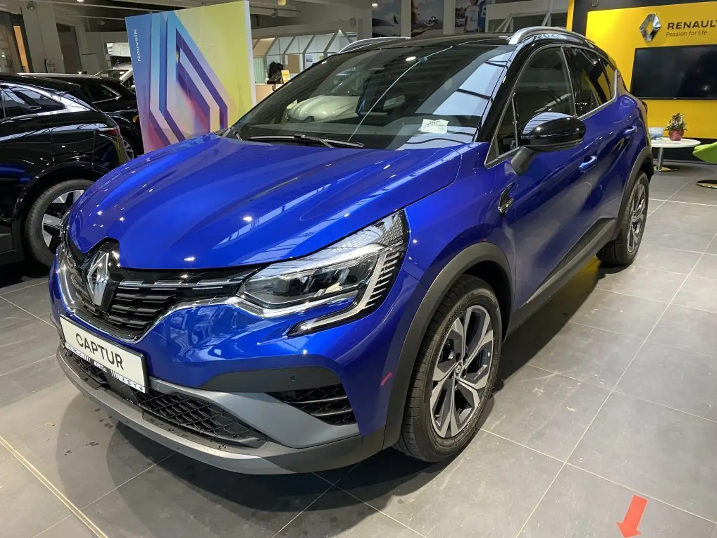 Renault Captur R.S. LINE TCe 160 PS EDC Bleu - 1