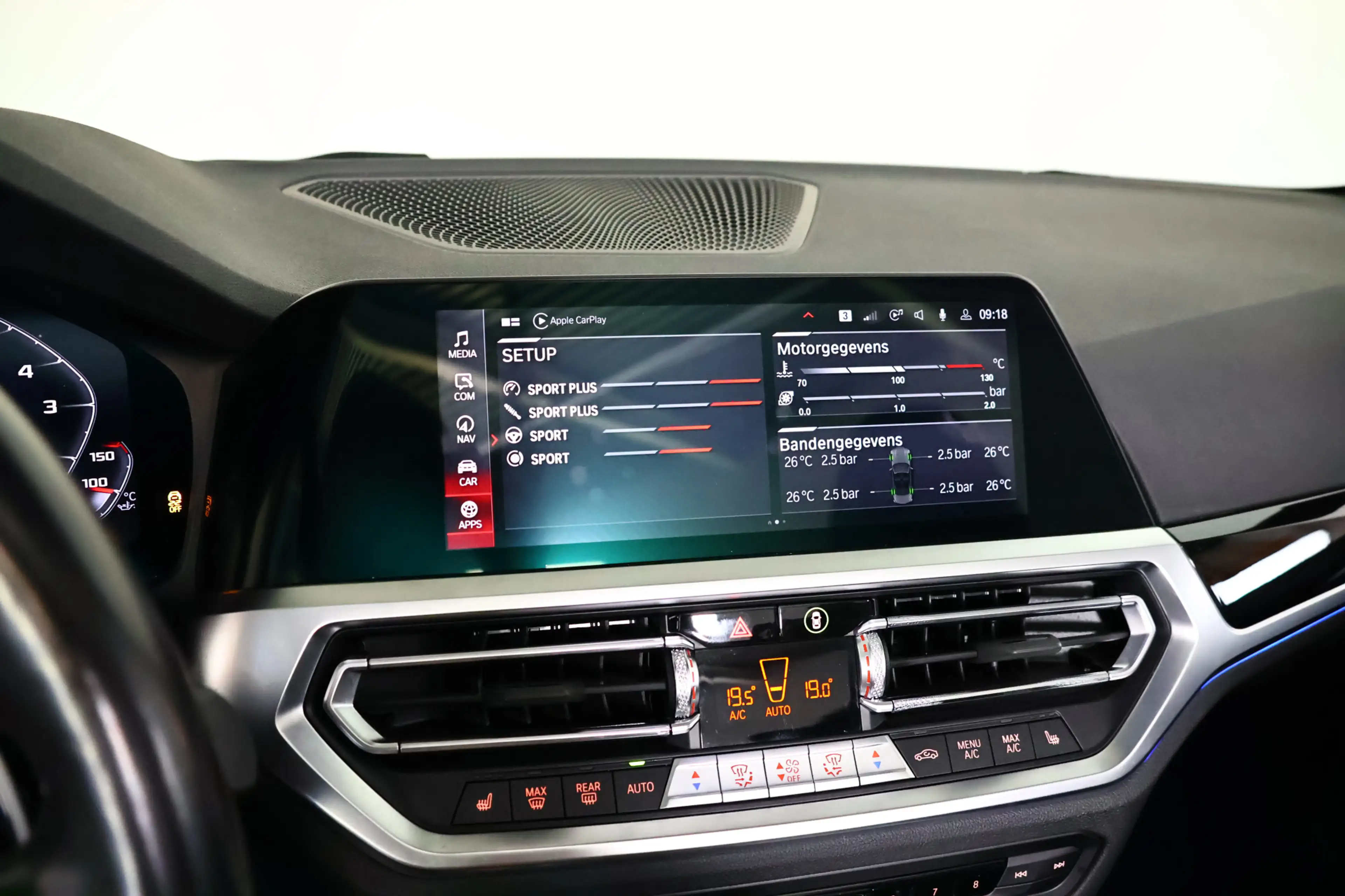 BMW M4 4-serie Cabrio xDrive Competition 510 pK Leder / N — photo 24
