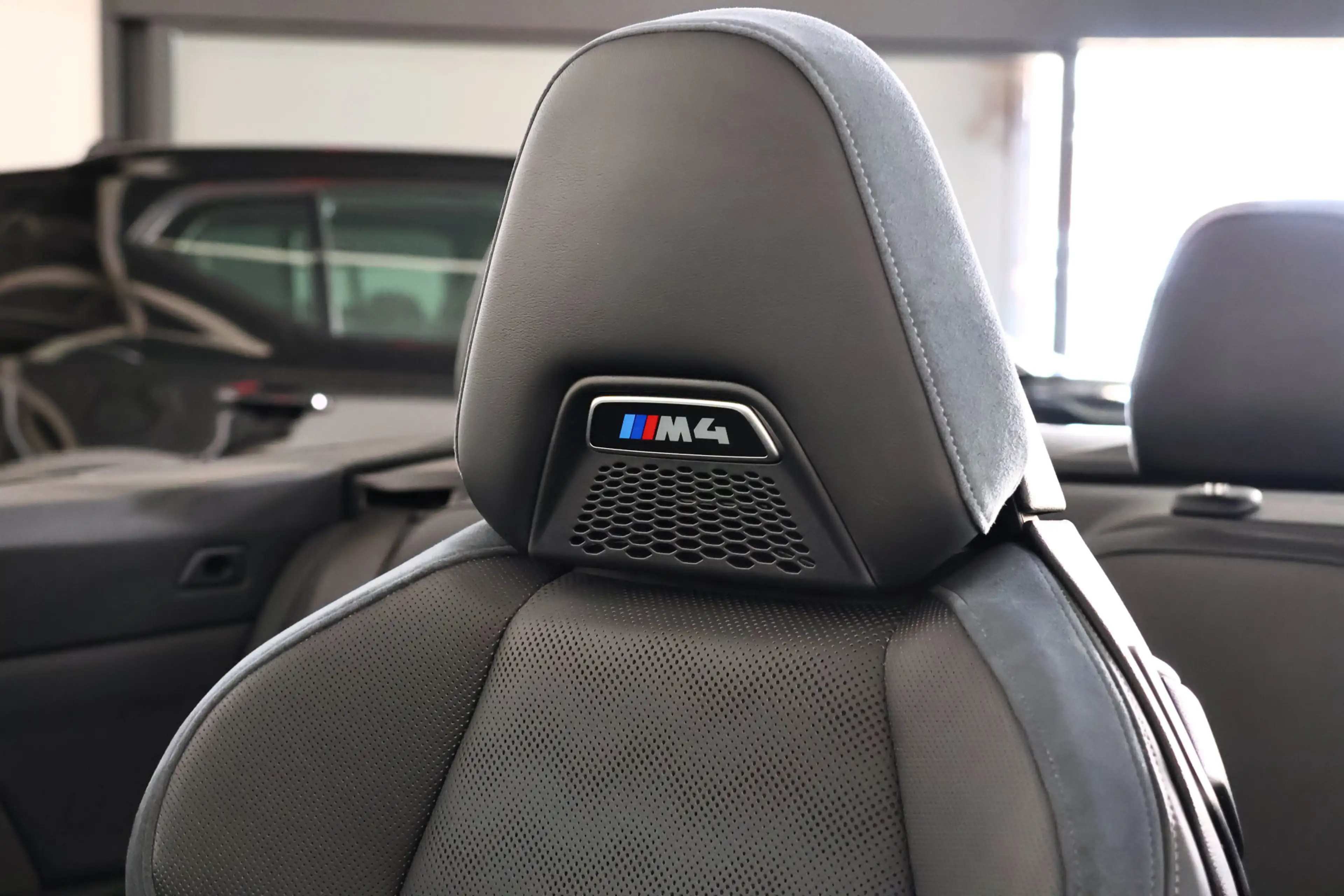 BMW M4 4-serie Cabrio xDrive Competition 510 pK Leder / N — photo 35