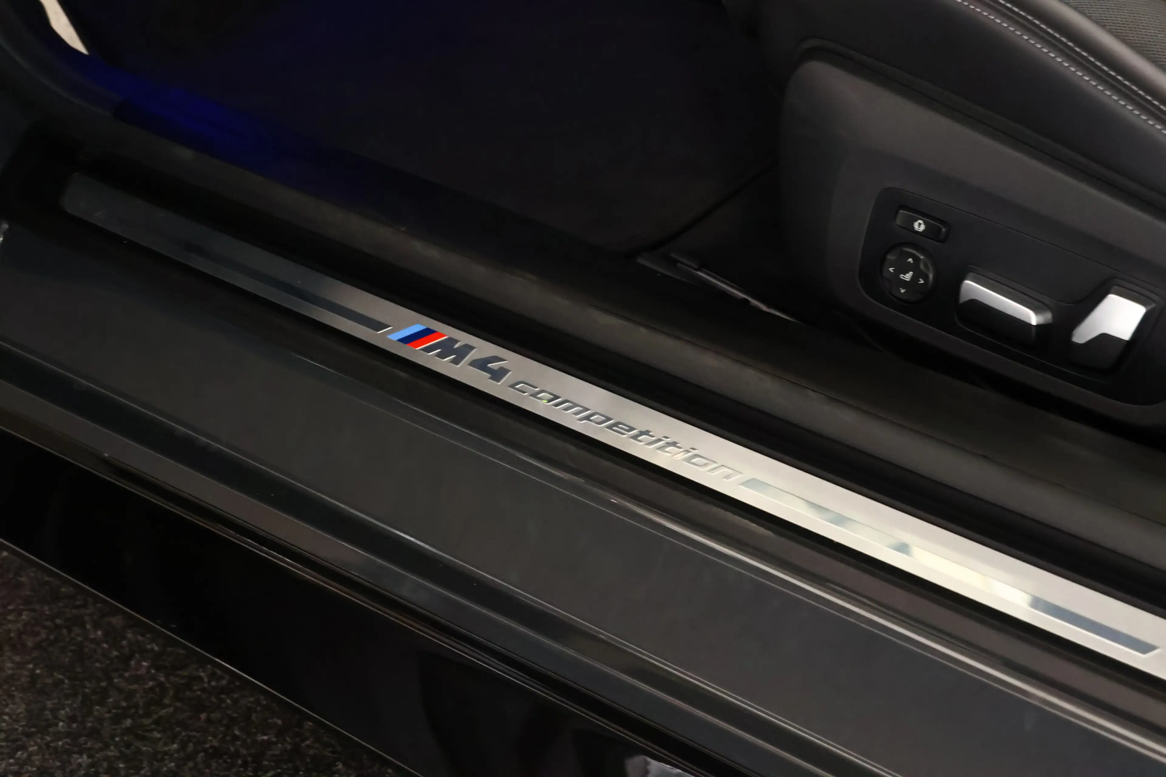 BMW M4 4-serie Cabrio xDrive Competition 510 pK Leder / N — photo 34