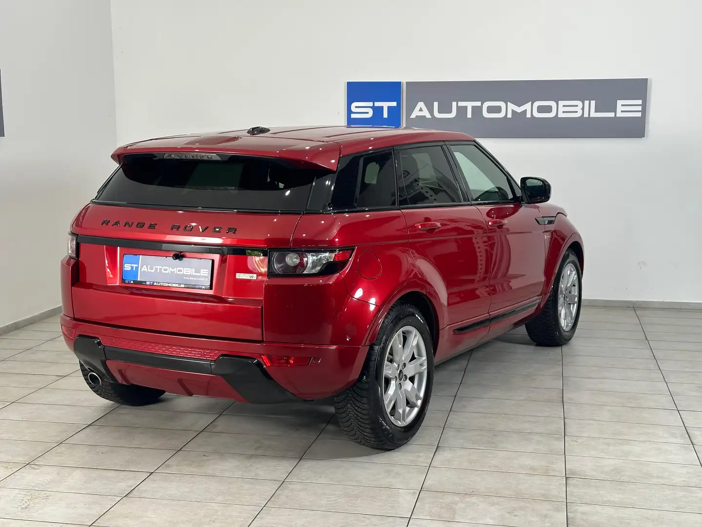 Land Rover Range Rover Evoque Pure Aut. // PDC // SITZHEIZUNG // Rot - 2