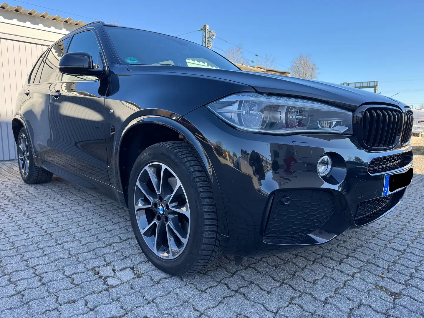 BMW X5 X5 xDrive30d Sport-Aut. Schwarz - 2