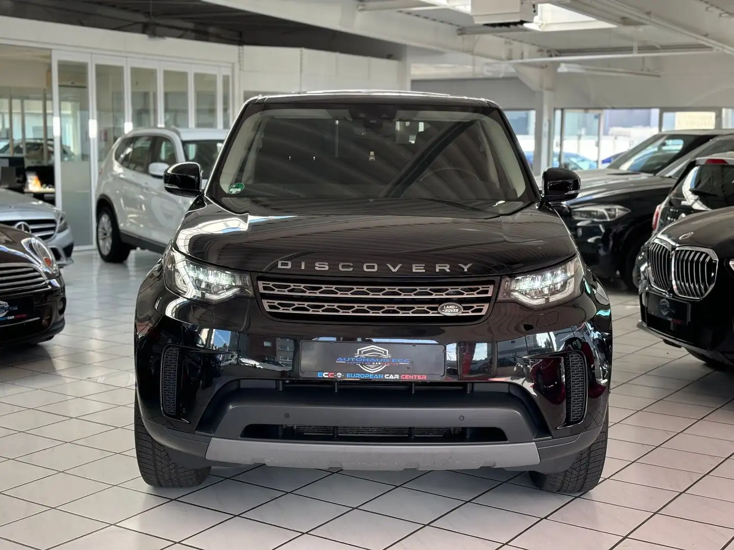 Land Rover Discovery 3.0 SDV6*MOTOR NEU 5.000KM* RSC*LED* Schwarz - 2