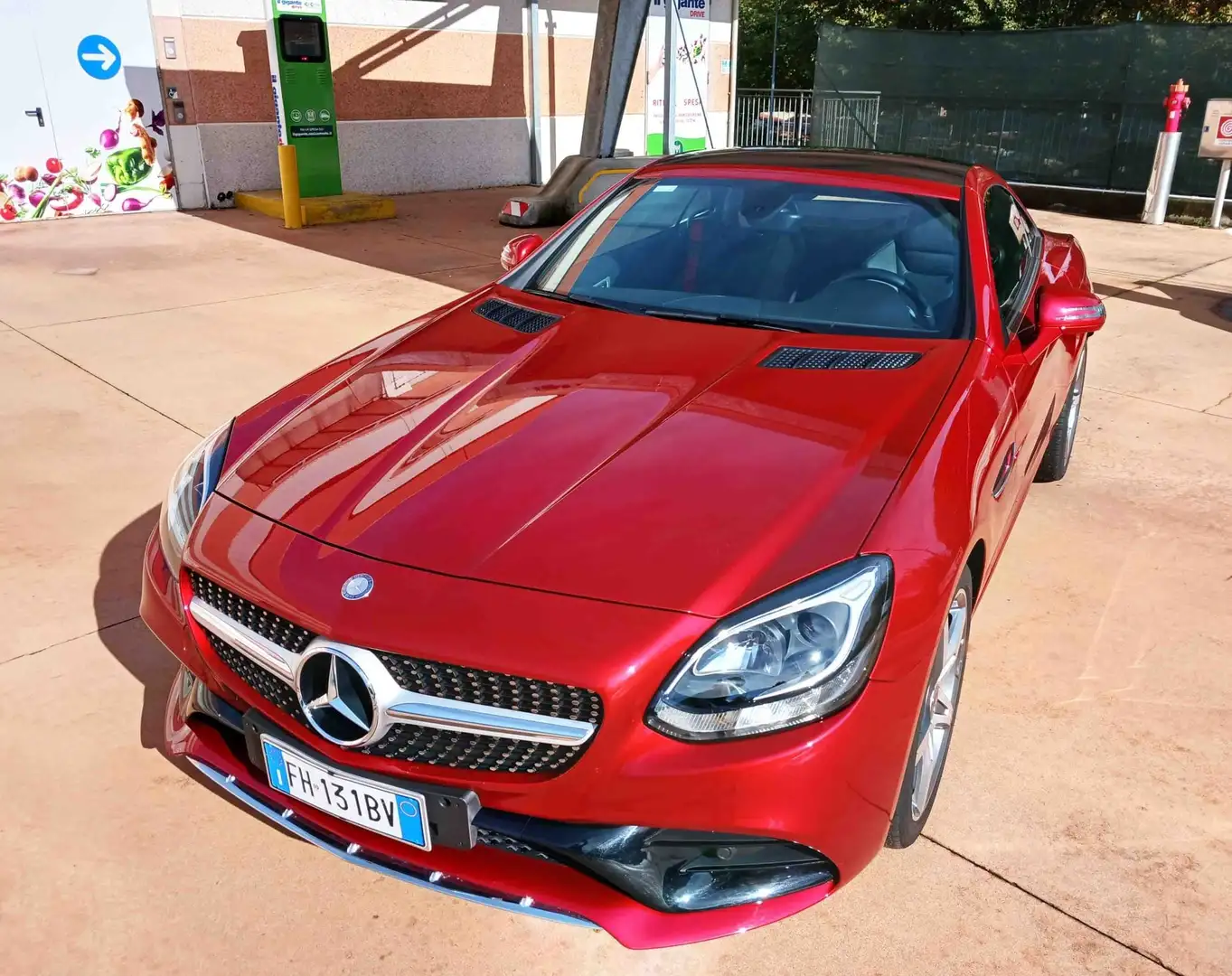 Mercedes-Benz SLC 180 SLC - R172 2016 AMG Line Rood - 1