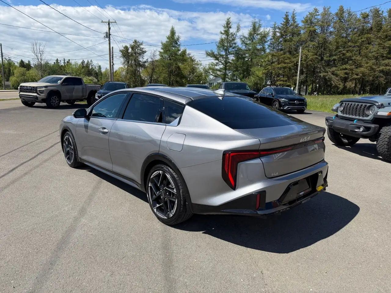 Kia K4 photo Kia K4