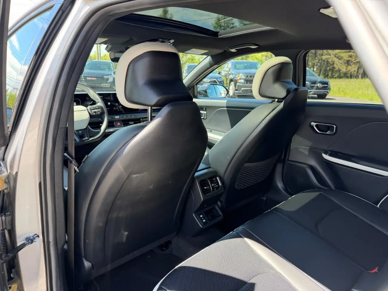 Kia K4 photo Kia K4