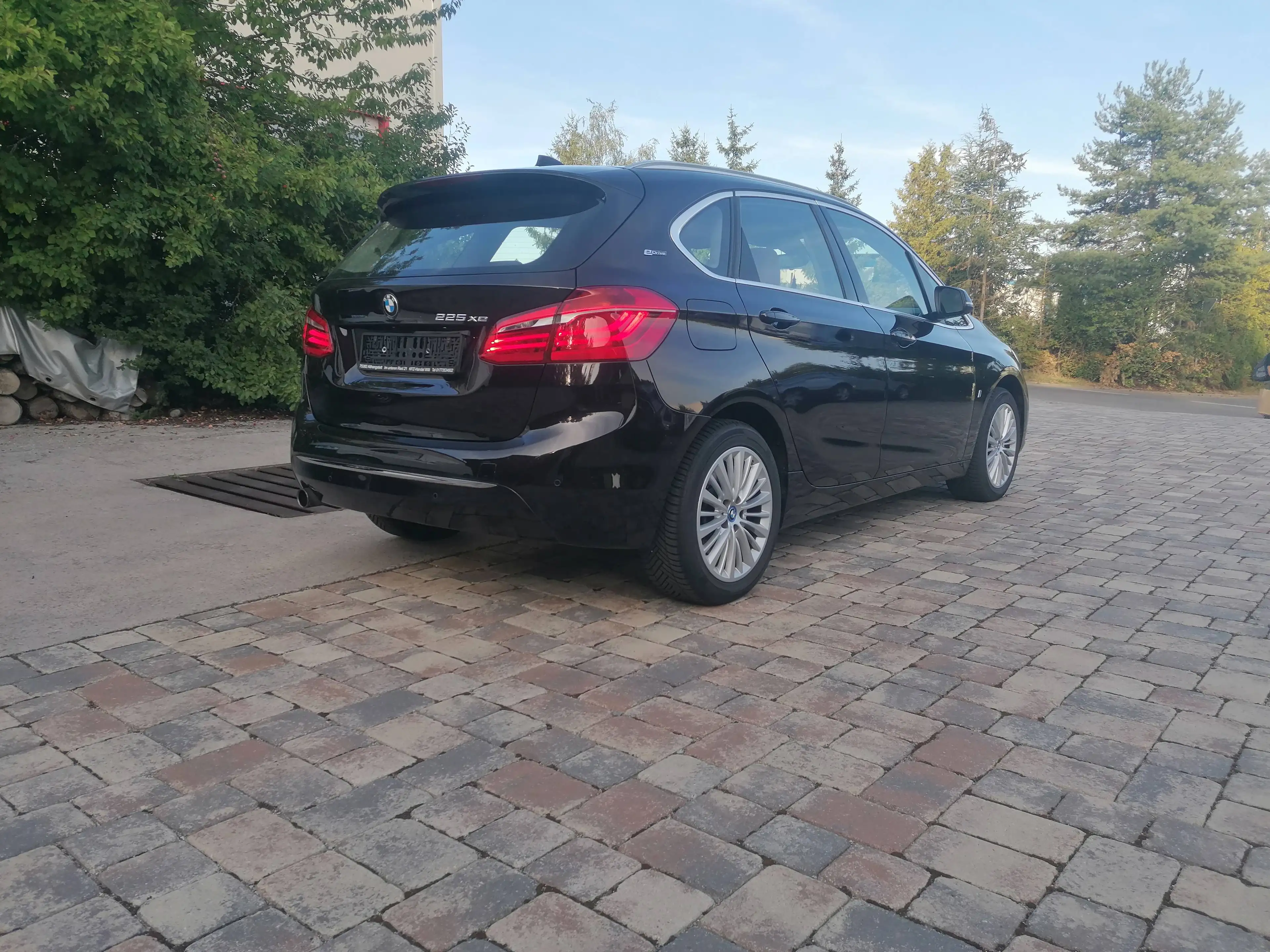 BMW 225 225 xe Luxury Line / Hybrid / 1 Hand — photo 4