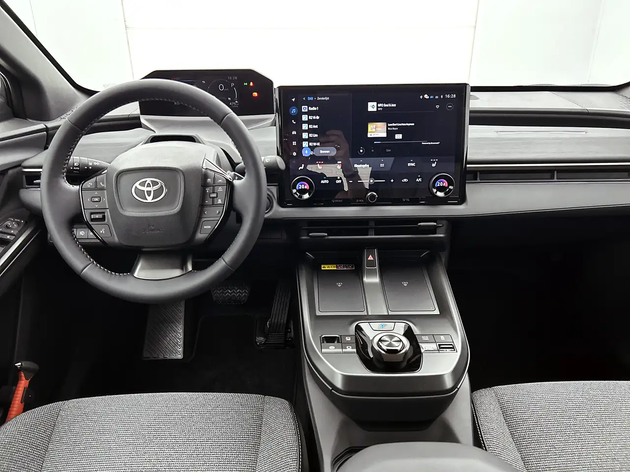 Toyota bZ4X 2026