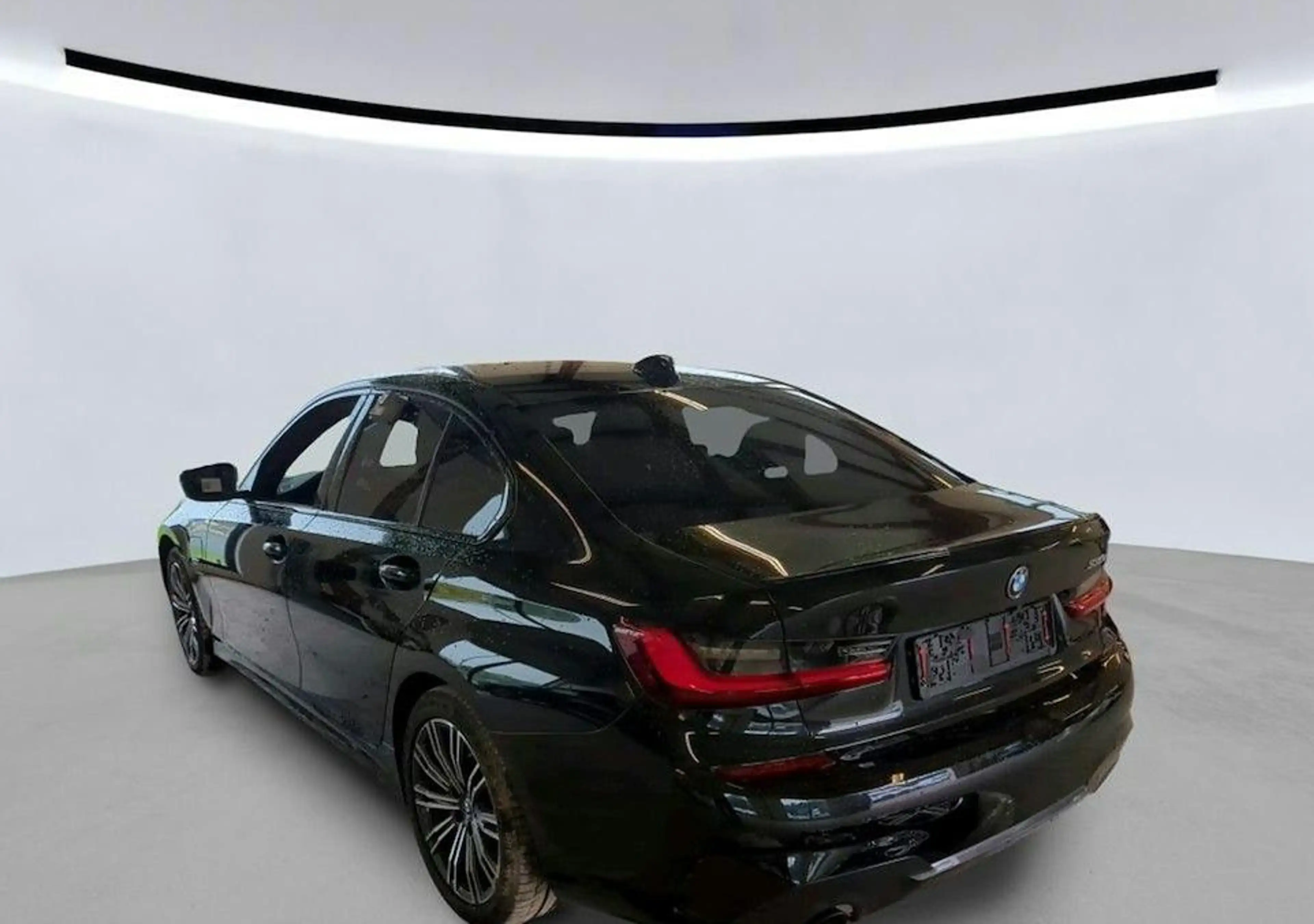 BMW 330 e Limo M Sport ACC 360° Kamera — photo 2