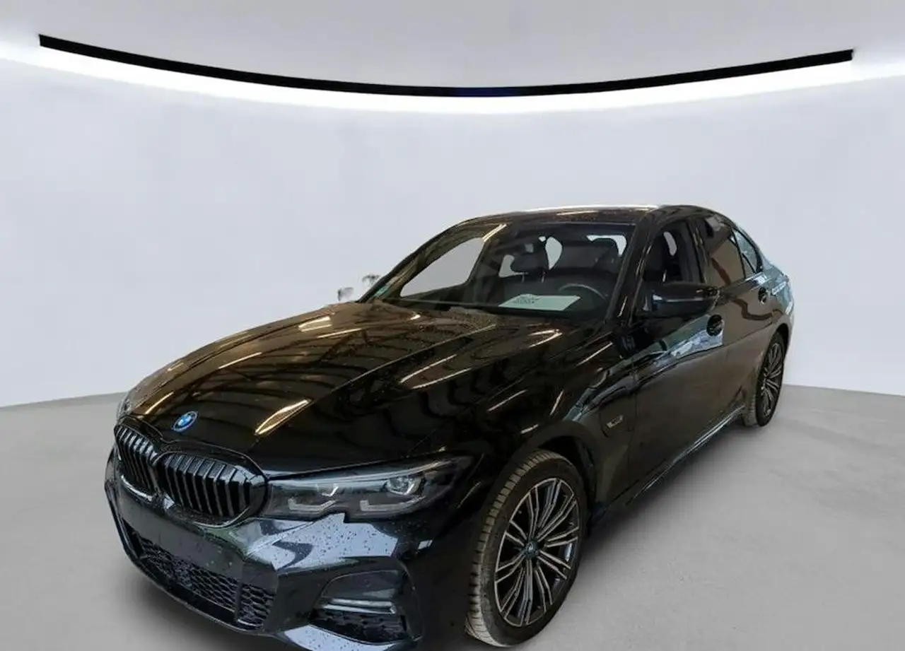 BMW 330 e Limo M Sport ACC 360° Kamera