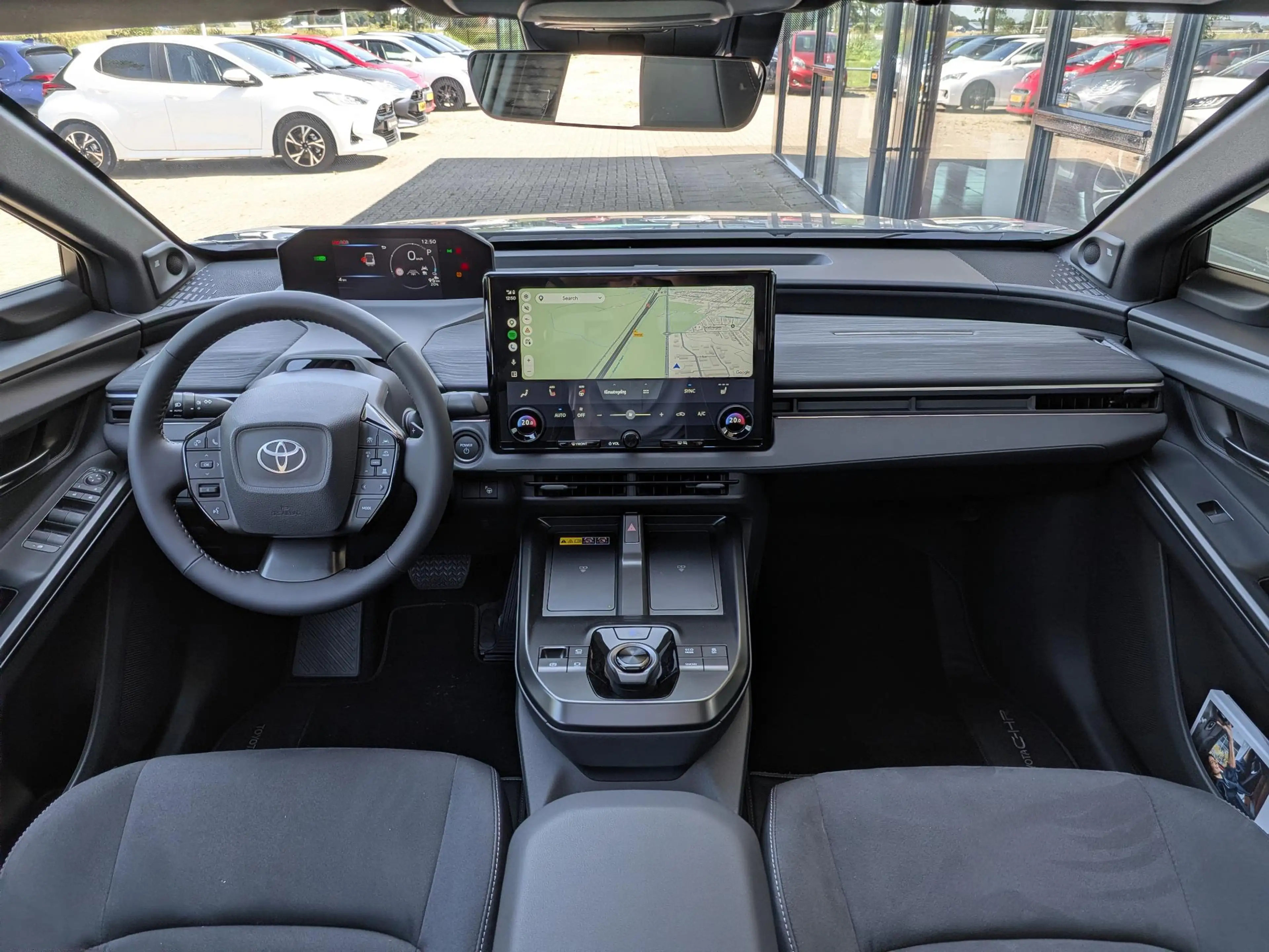 Toyota C-HR+ Executive AWD 77 kWh Nieuw op voorraad | JBL | Pan — photo 3