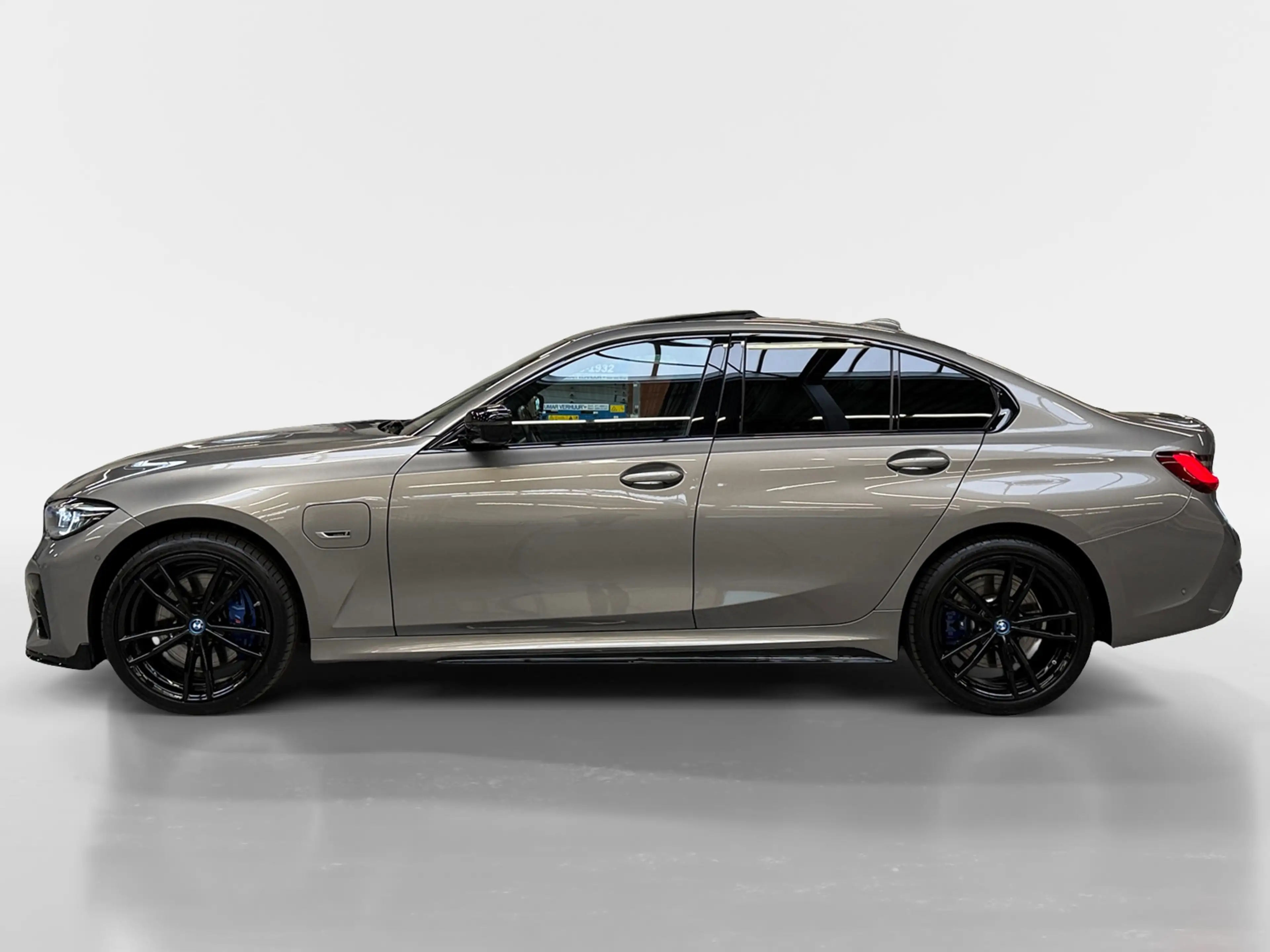 BMW 330 3-serie 330e High Executive I M-Sport I Schuifdak — photo 9
