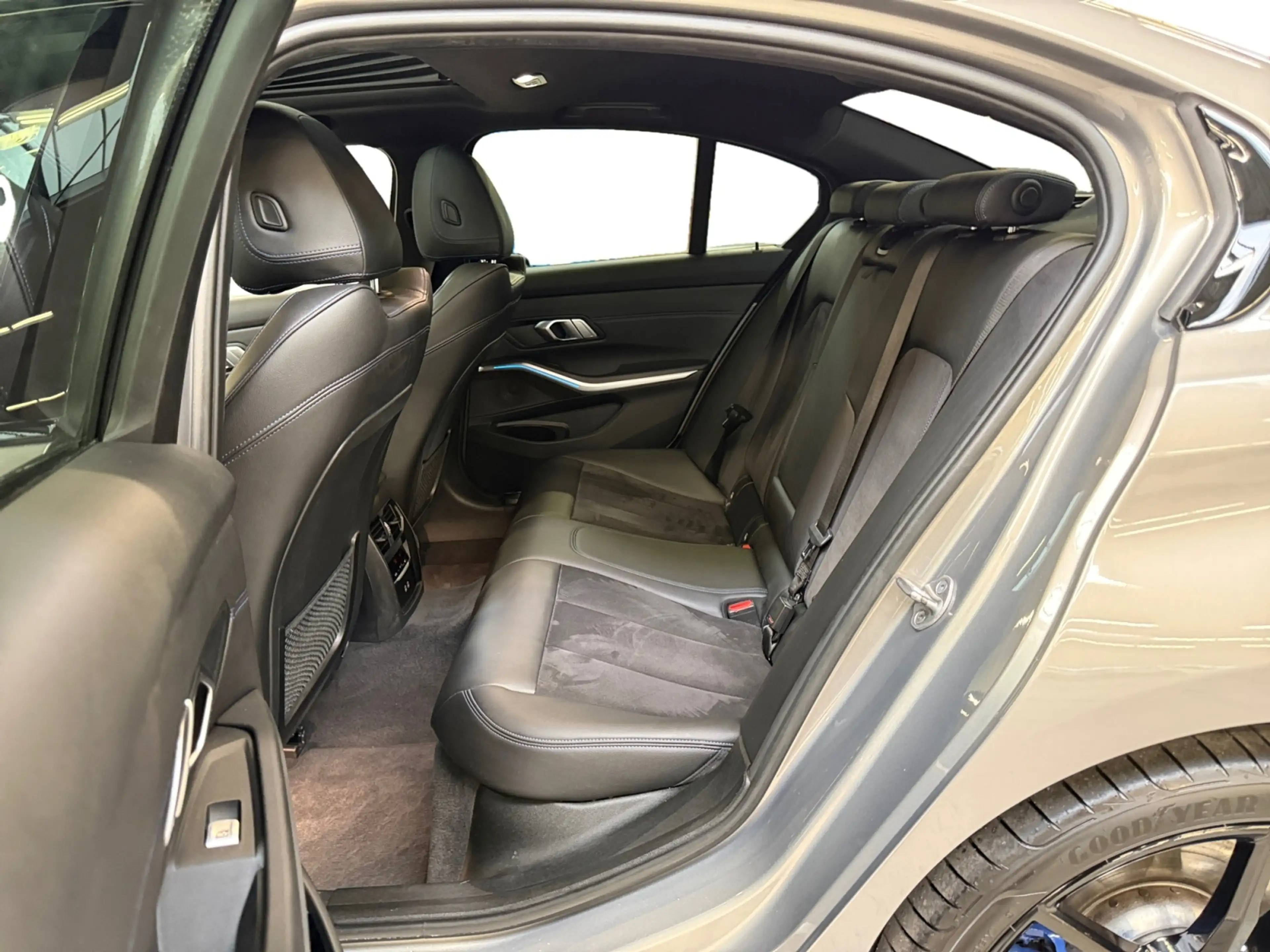 BMW 330 3-serie 330e High Executive I M-Sport I Schuifdak — photo 13