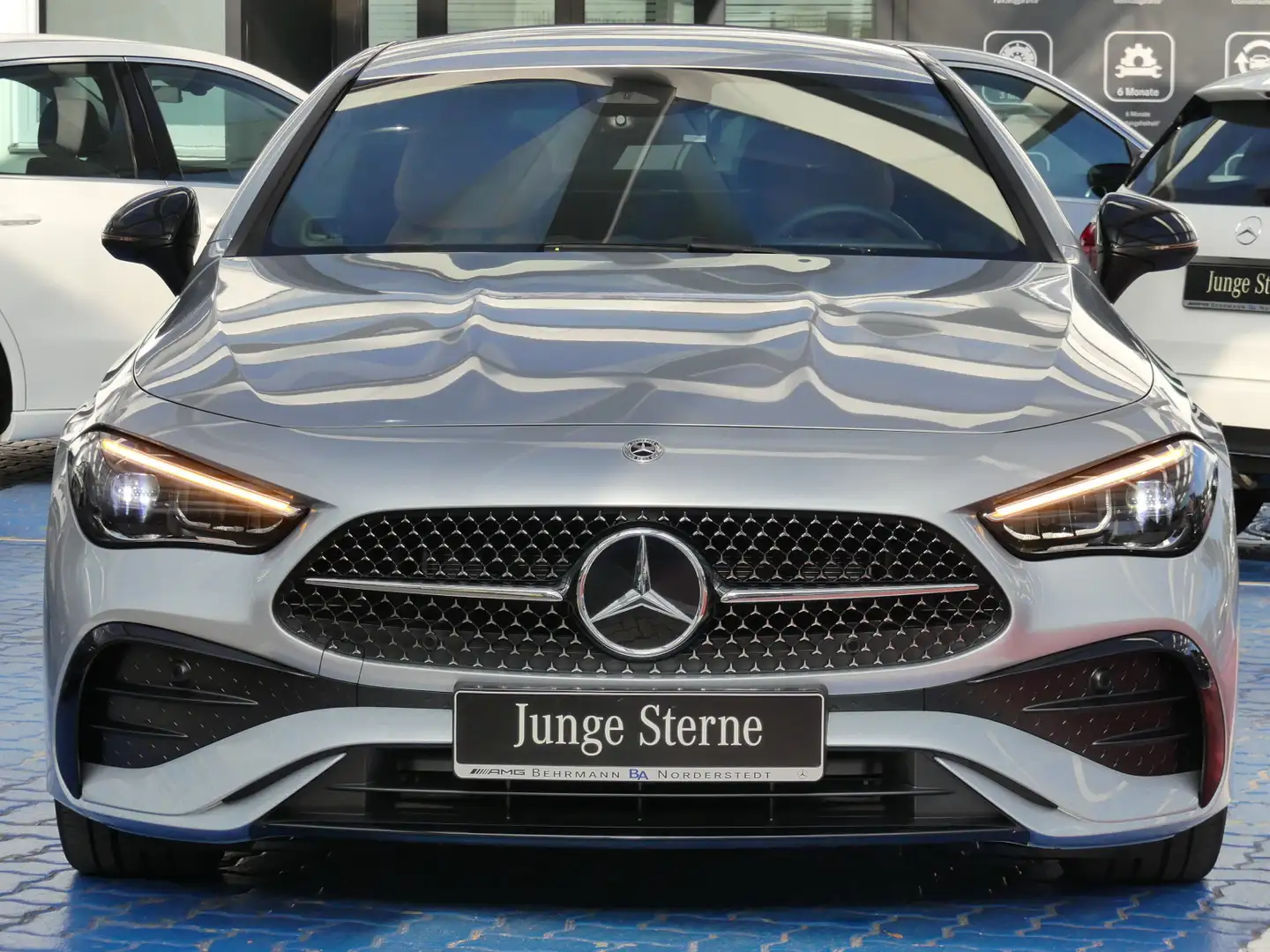 Mercedes-Benz CLE 450 CLE 450 AMG 4M Coupé ++NightPaket+AHK+Ambiente++ Silber - 2
