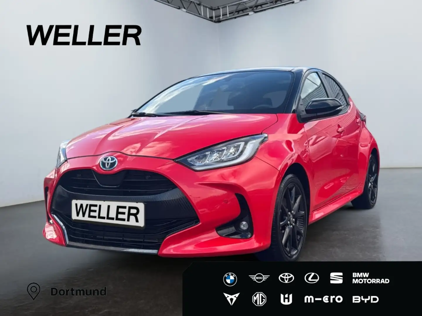 Toyota Yaris Hybrid 1.5 *Pano*JBL*HUD*Teilleder*CAM*SHZ* Rot - 1