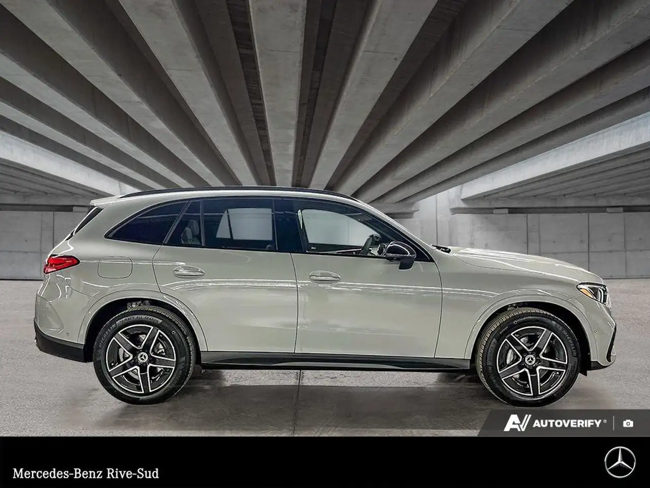 Mercedes-Benz GLC снимка Mercedes-Benz GLC