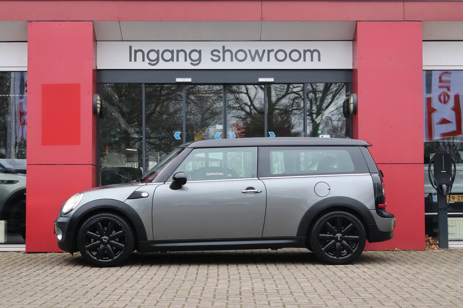 MINI Cooper Clubman Mini 1.6 Chili | Airco | Cruise | Origineel NL | Grau - 2