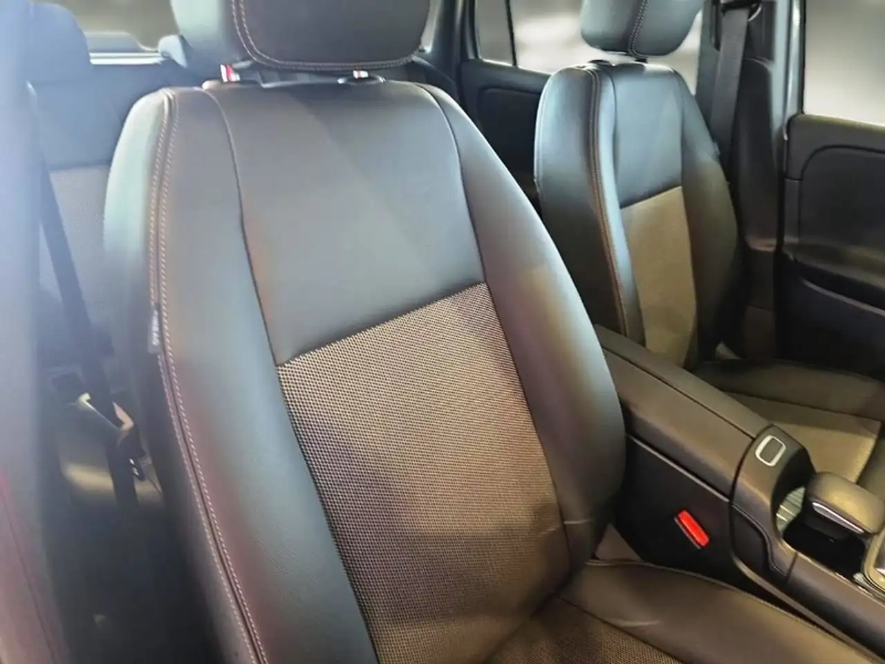 Mercedes-Benz GLA 200 GLA 200 D AUTOMATIC BUSINESS EXTRA CROSSOVER 10
