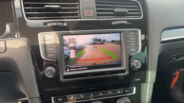 Volkswagen Golf view 11