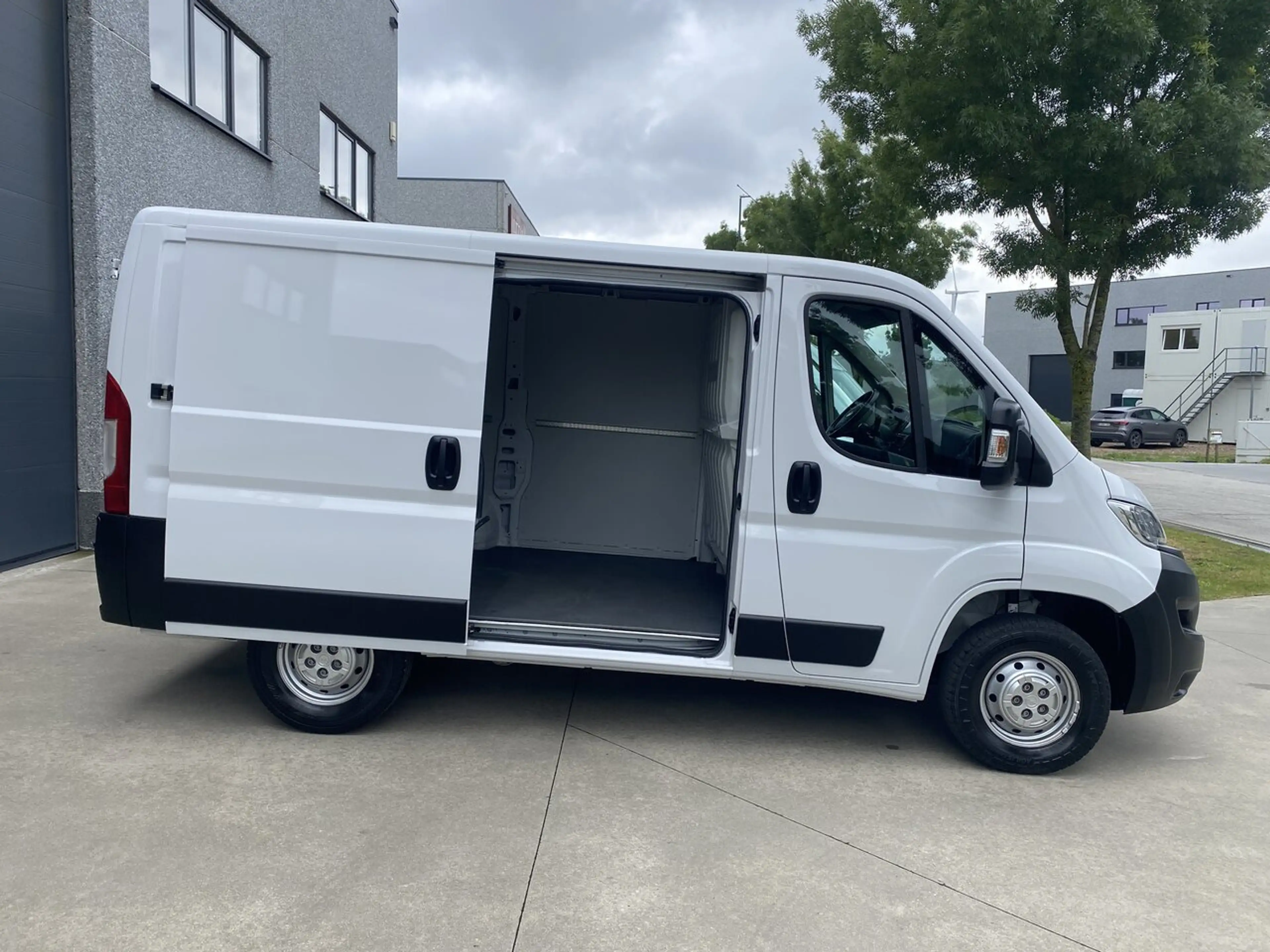 Opel Movano L1-140pk-mtm 3,5 ton-19700€+BTW — photo 5