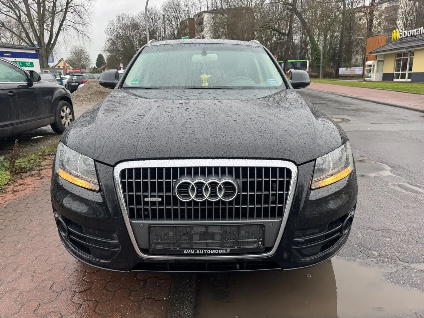 Audi Q5 2.HD/AUTOMATIK/NAVI/LEDER/MOTOR LÄUFT UNRUHIG!! Schwarz - 2
