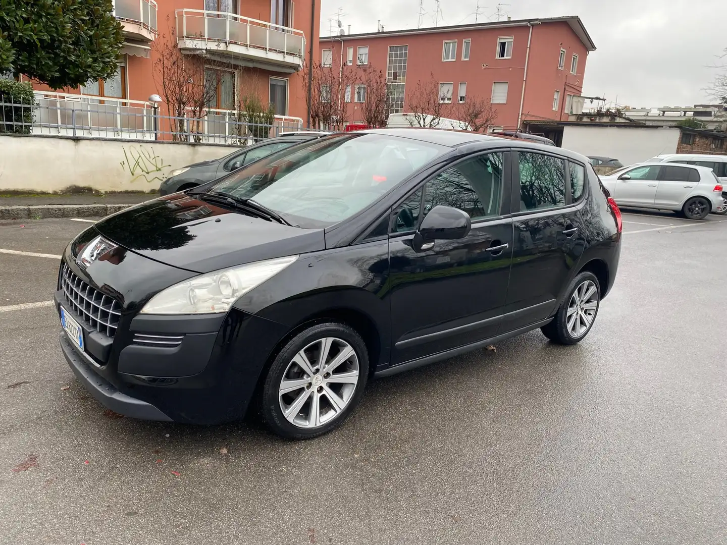 Peugeot 3008 1.6 hdi 16v Premium robot fap Albastru - 1
