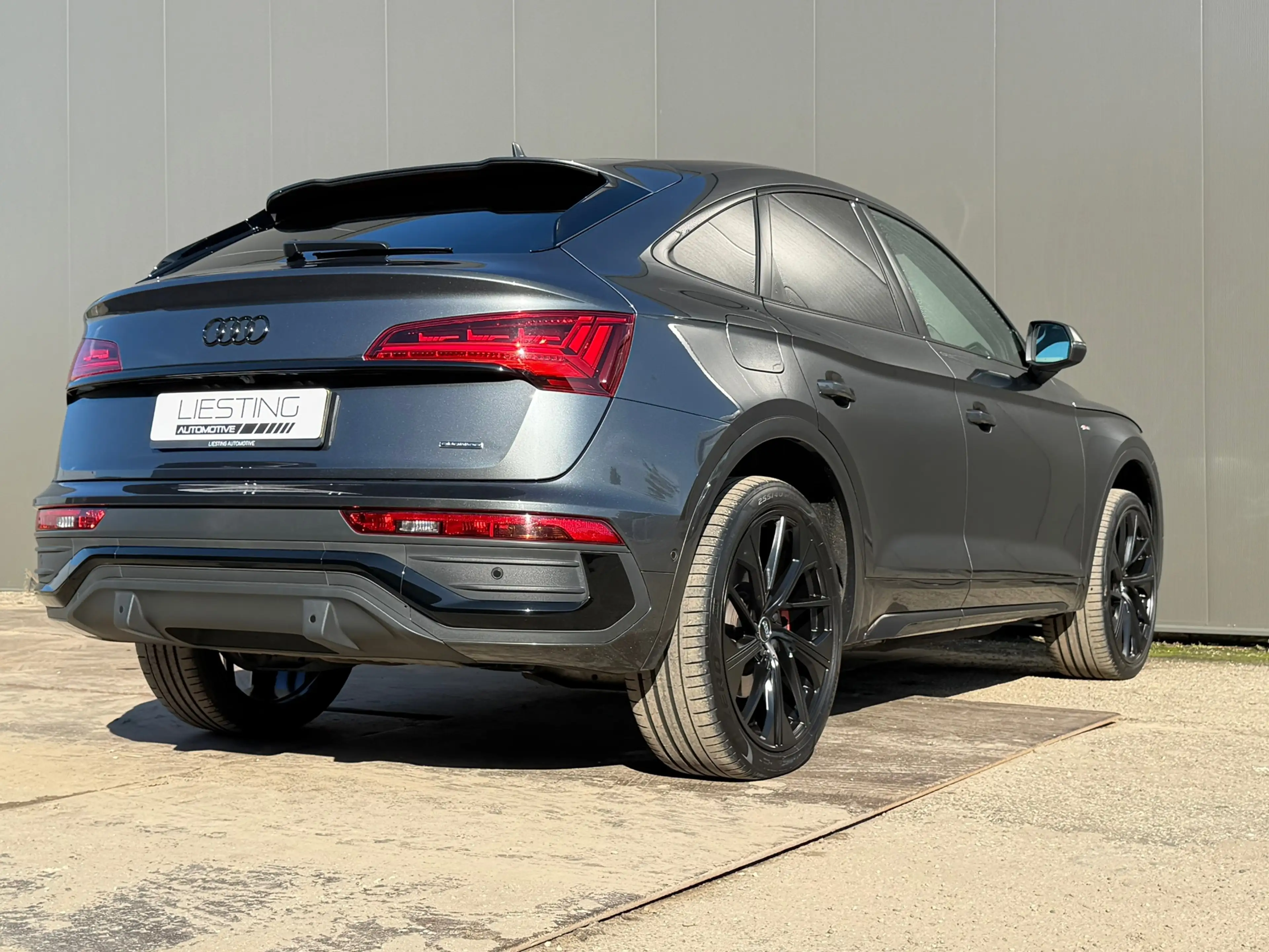 Audi Q5 Sportback 55 TFSIe Quattro S Competition Pano Trek — photo 10