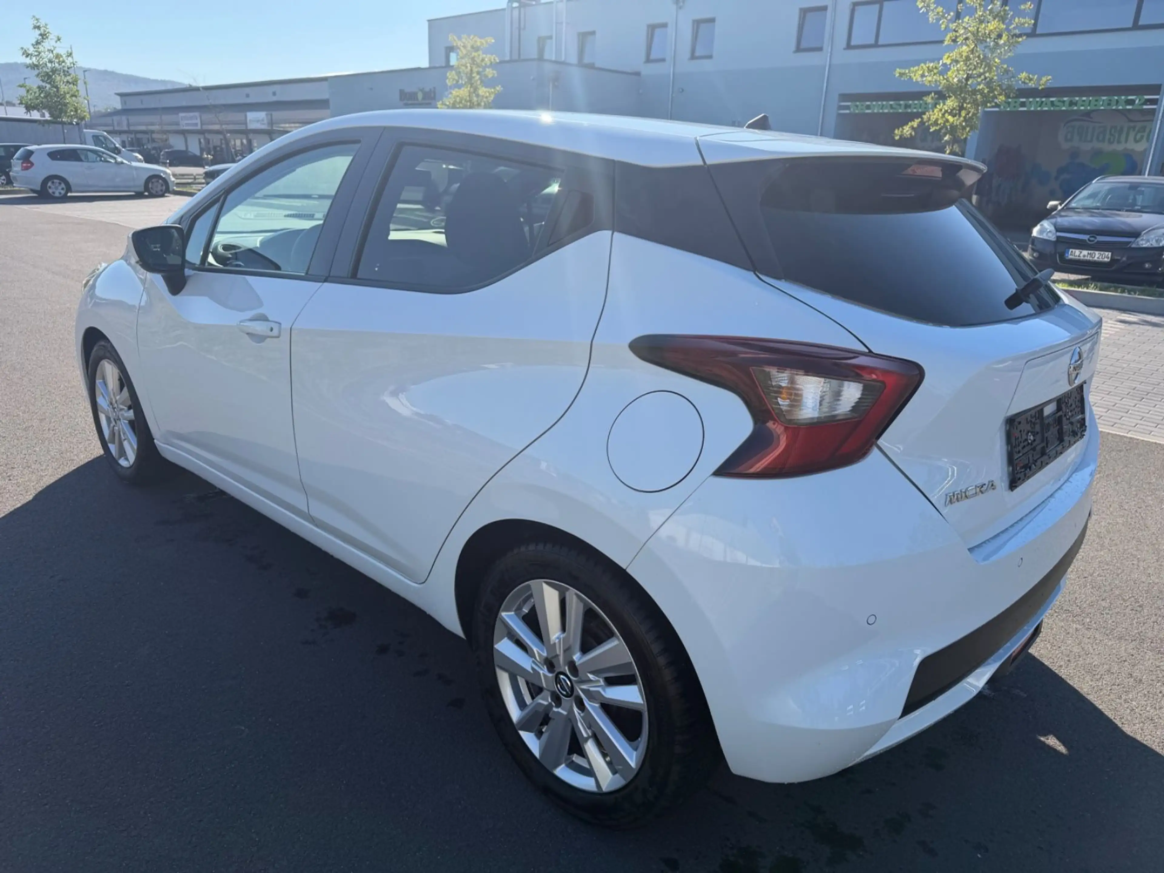 Nissan Micra N-Way Klima Navi TÜV +Service neu ! — photo 11