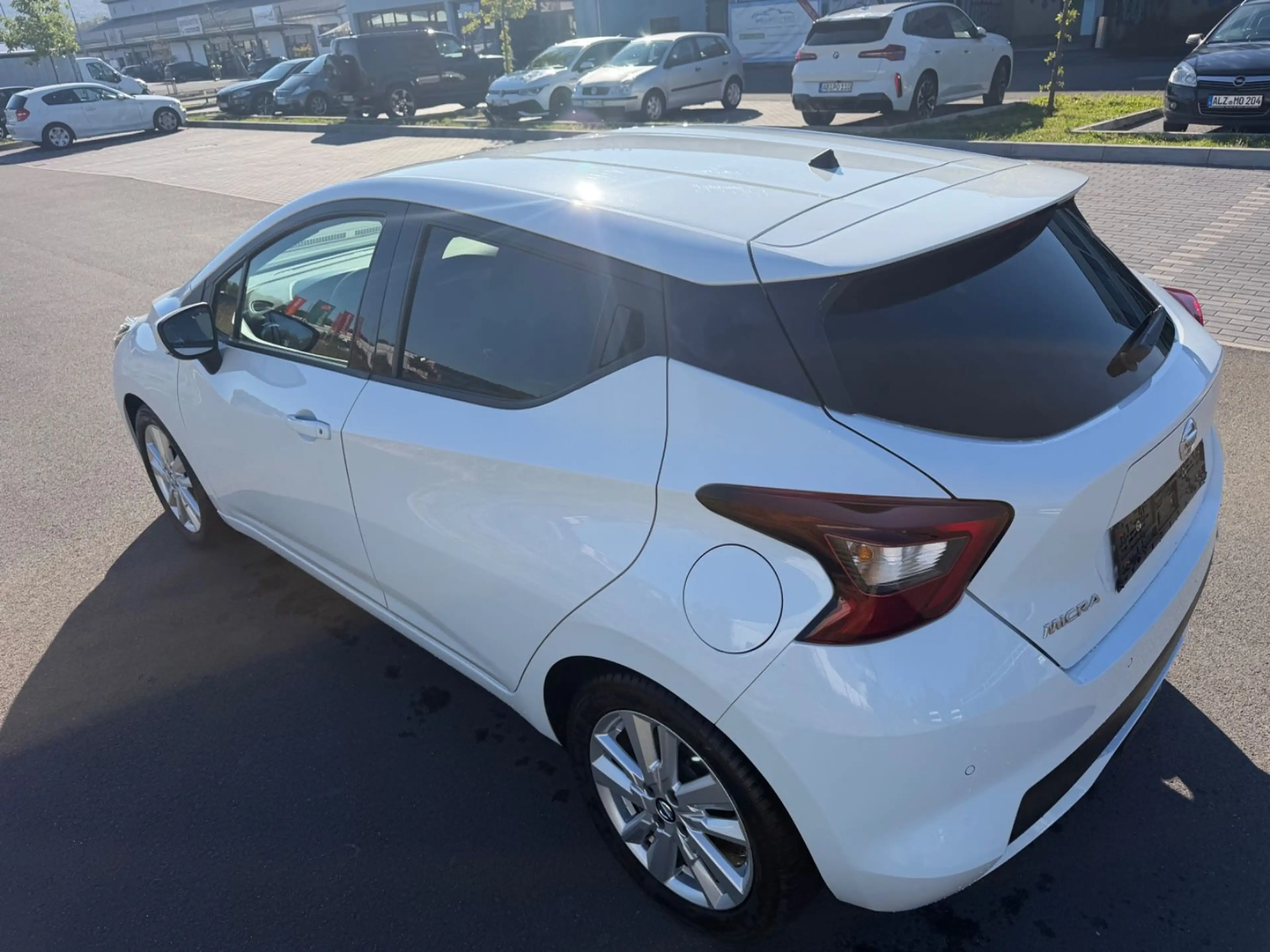 Nissan Micra N-Way Klima Navi TÜV +Service neu ! — photo 4