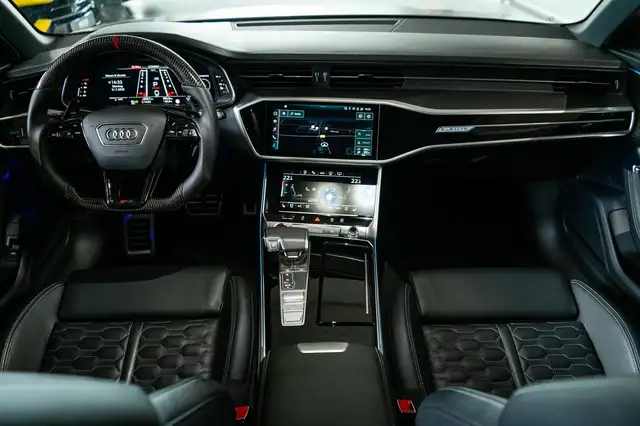 Audi RS6 view 26