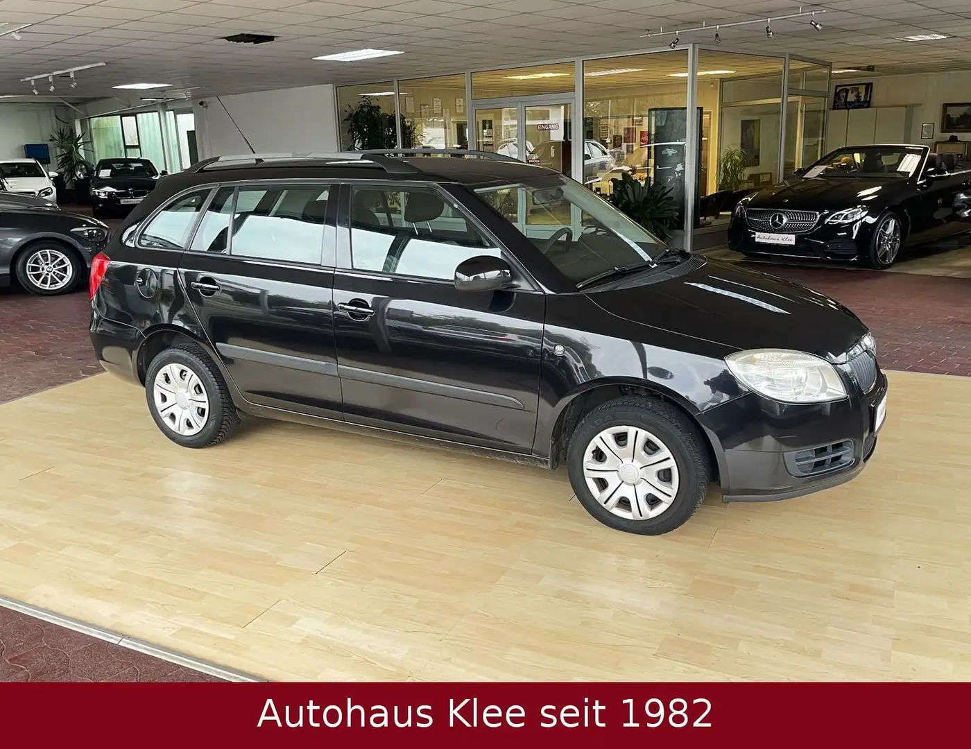 Skoda Fabia Combi 1.4l *Tüv 07/2026*Klima*Scheckheft* Schwarz - 2