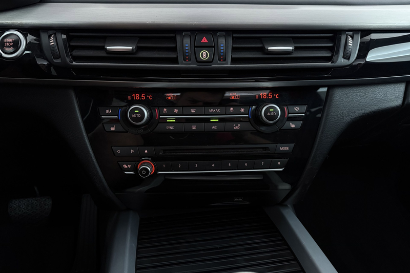 BMW X5 XDrive40d High Executive 7p. | Uitklap Trekhaak | — photo 36