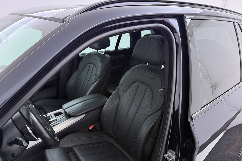 BMW X5 XDrive40d High Executive 7p. | Uitklap Trekhaak | — photo 16