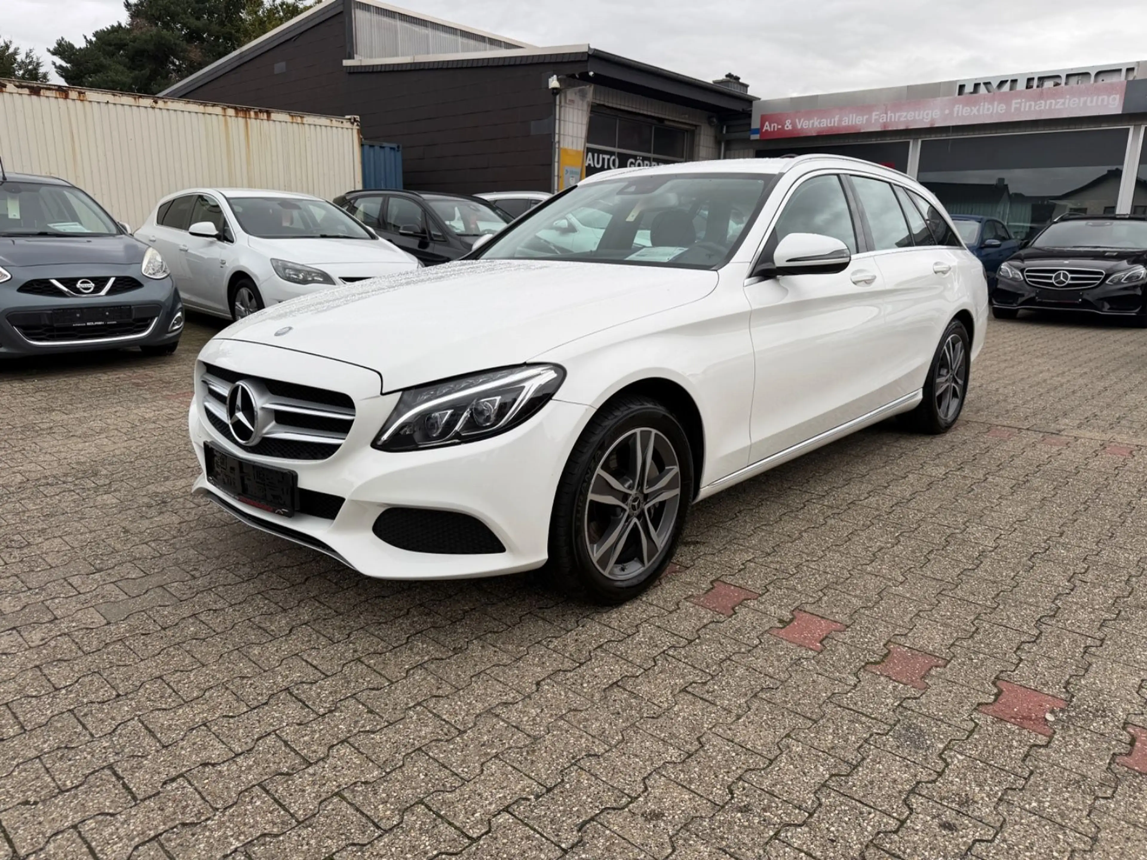 Mercedes-Benz C 250 CGI Navi AnhKpl Kamera 1.HD