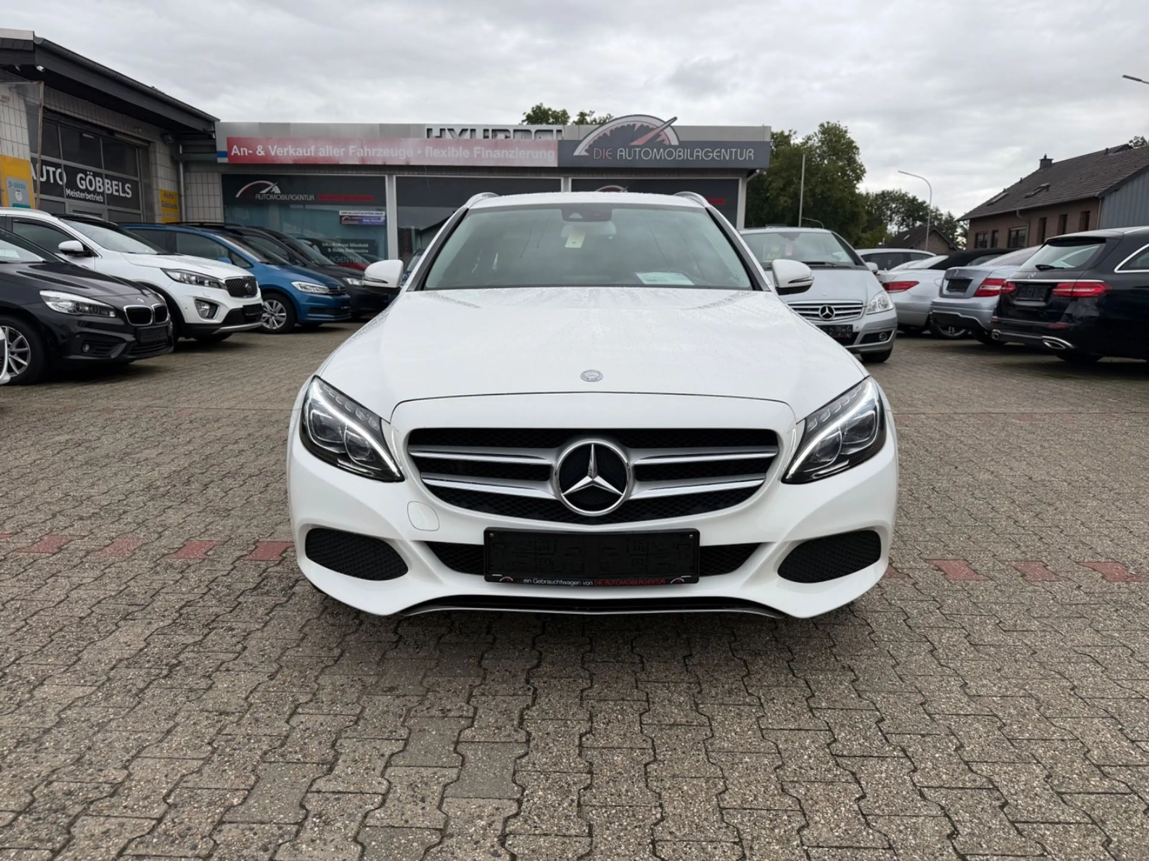 Mercedes-Benz C 250 CGI Navi AnhKpl Kamera 1.HD — photo 2