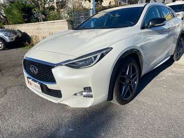 Q30 1.5d Sport 109cv