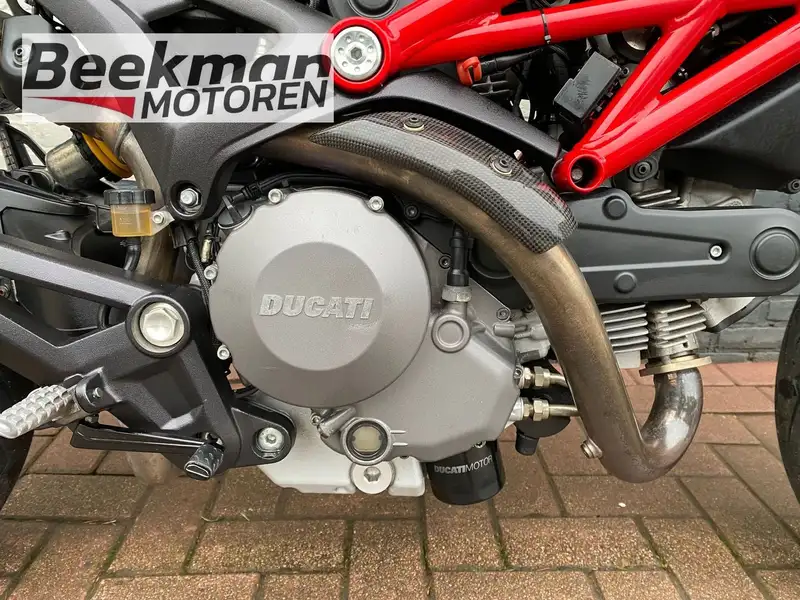 Ducati Monster 796 - foto 8