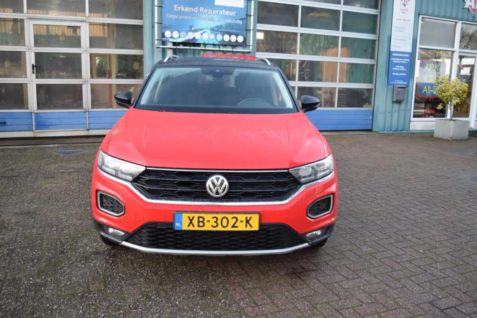 Volkswagen T-Roc 1.0 TSI Style BOVAG GARANTIE Rojo - 2