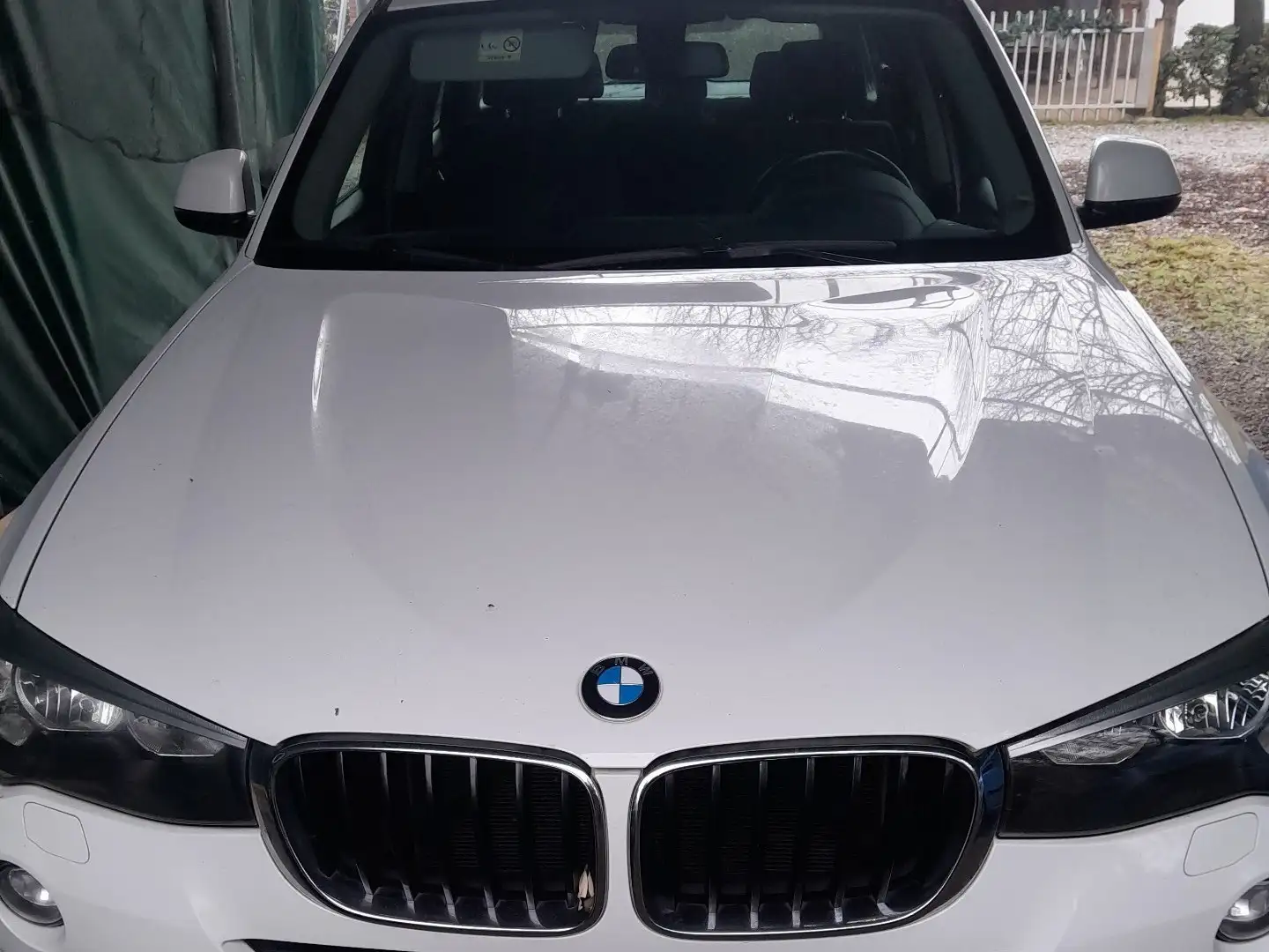 BMW X3 sdrive18d xLine Weiß - 2