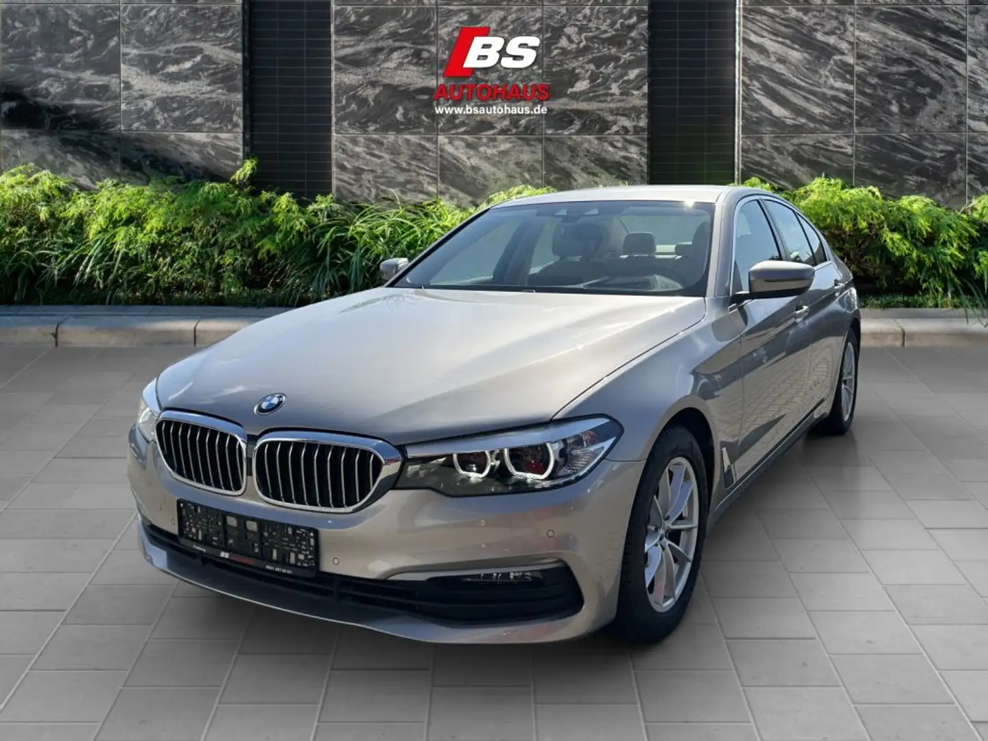 BMW 520 520d Aut. Head-Up Leder Navigationssystem Professi - 1