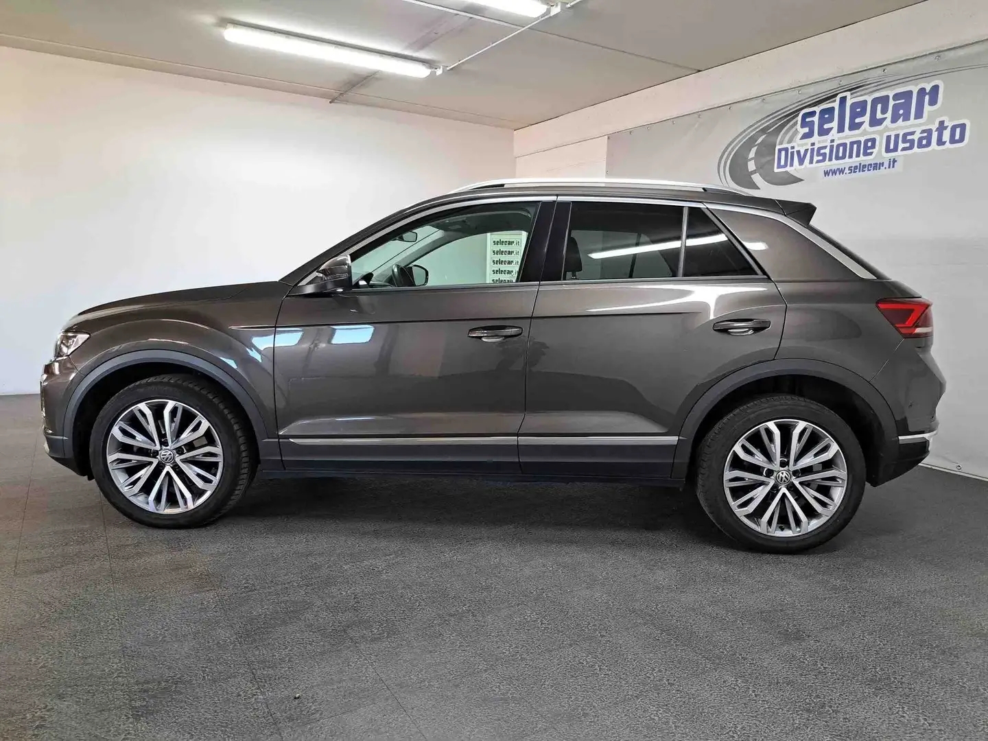 Volkswagen T-Roc T-Roc 2.0 tdi Advanced 4motion dsg Grijs - 2