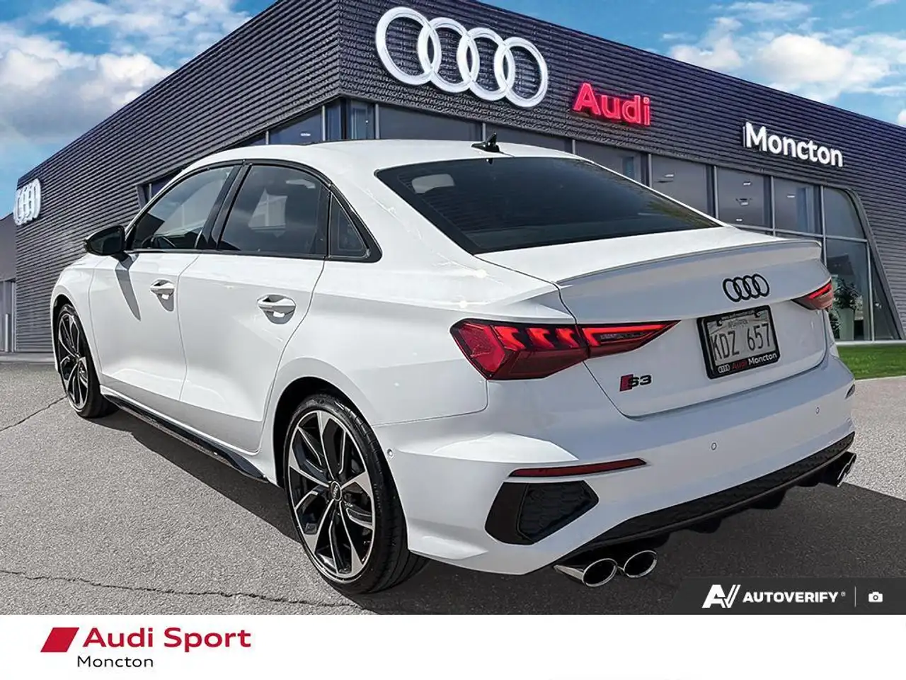 Audi S3 снимка Audi S3