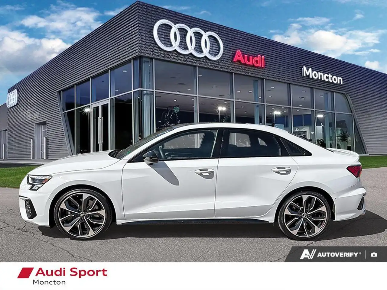 Audi S3 снимка Audi S3