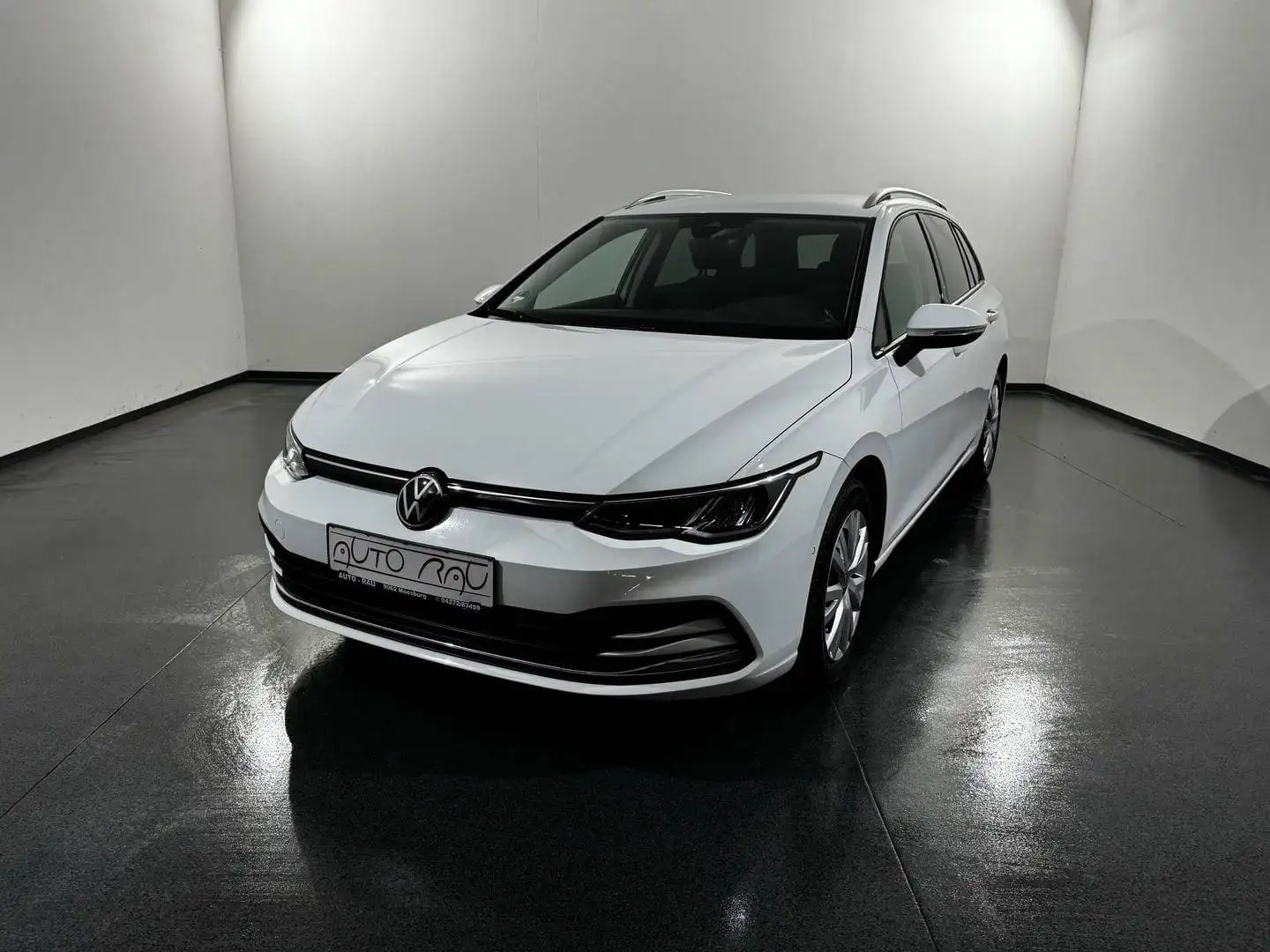 Volkswagen Golf Variant 2.0 TDI SCR Active DSG *LED*ACC*NAVI* Weiß - 2
