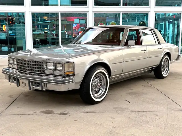 Cadillac Seville Base