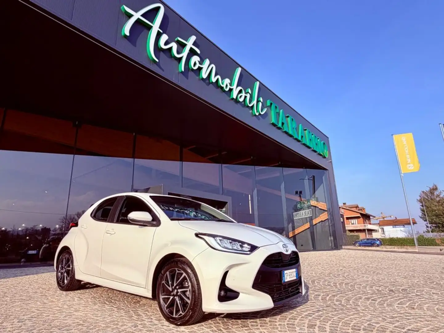 Toyota Yaris OK NEOP - KM 25.000 - FULL OPT - PROMO FINANZIAMEN Bianco - 1