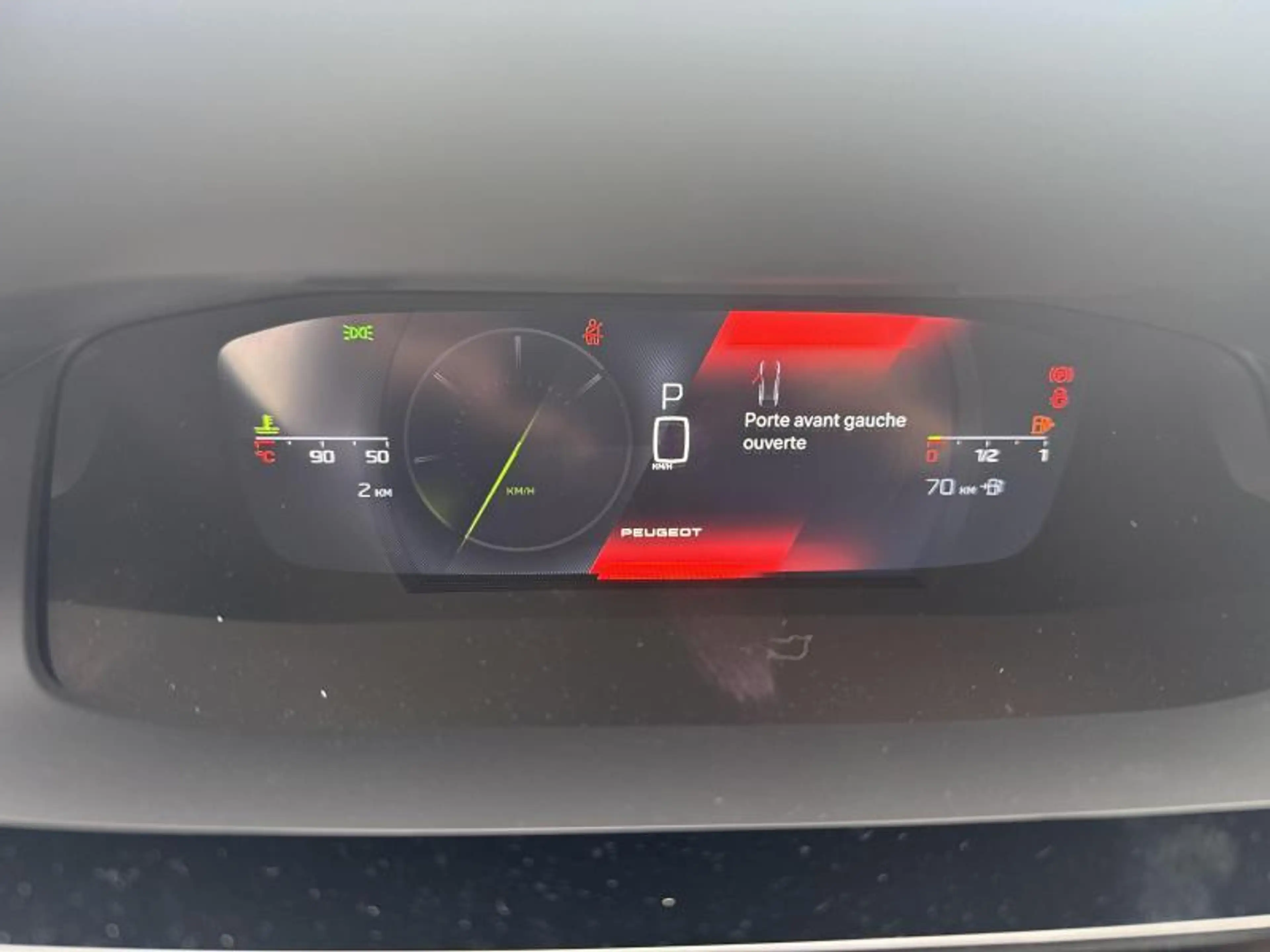 Peugeot 408 GT Hybrid 145 e-DCS6 — photo 15